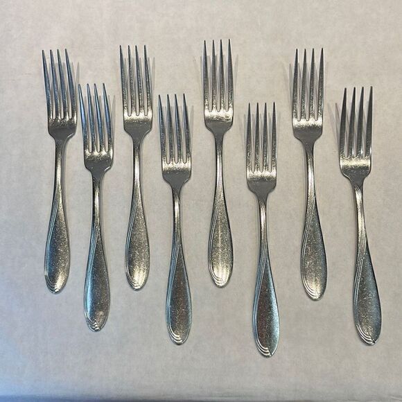 Oneida Stainless Dinner Forks Scroll Pattern Lot Set 8 - Picture 1 of 4